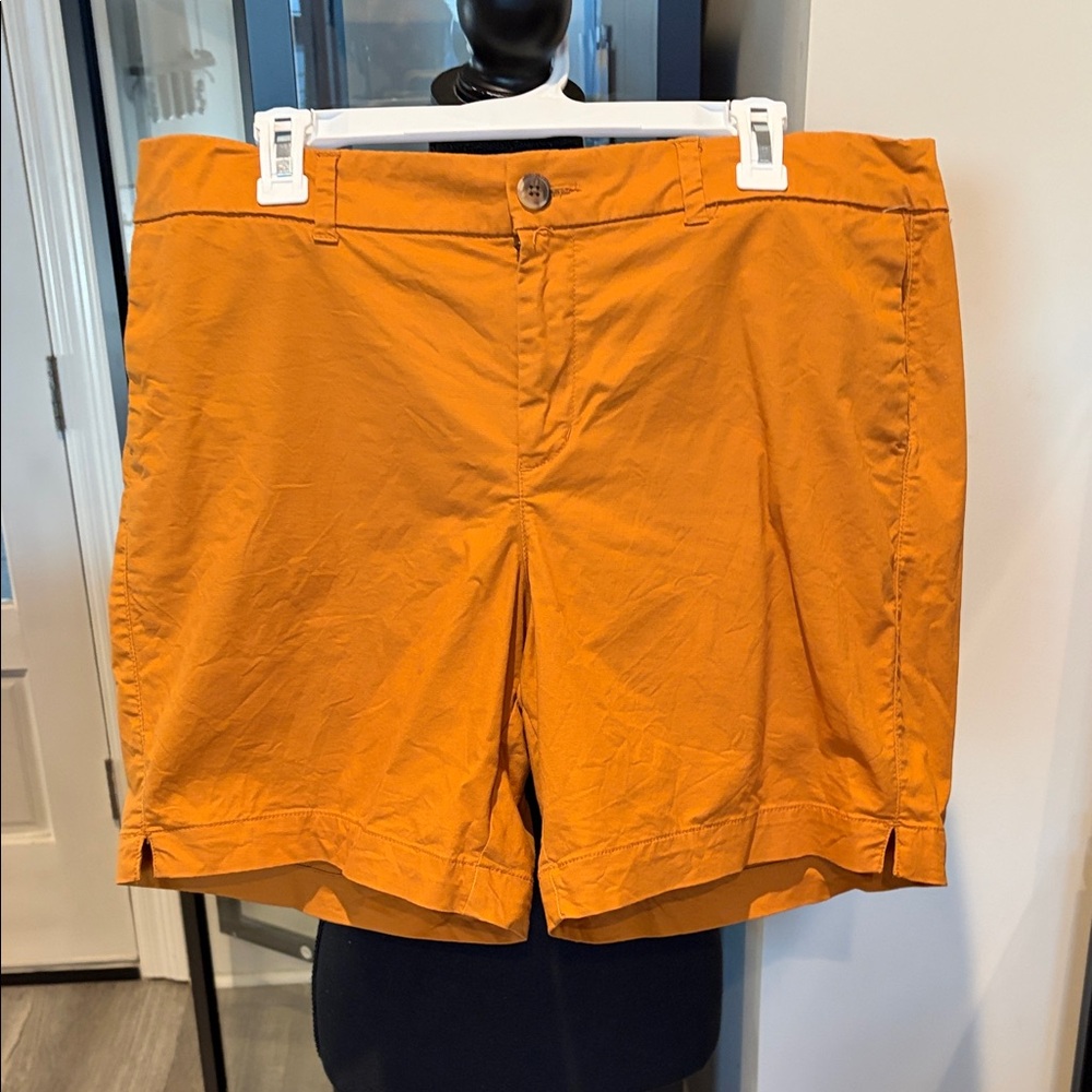 Women's Old Navy Everyday Shorts